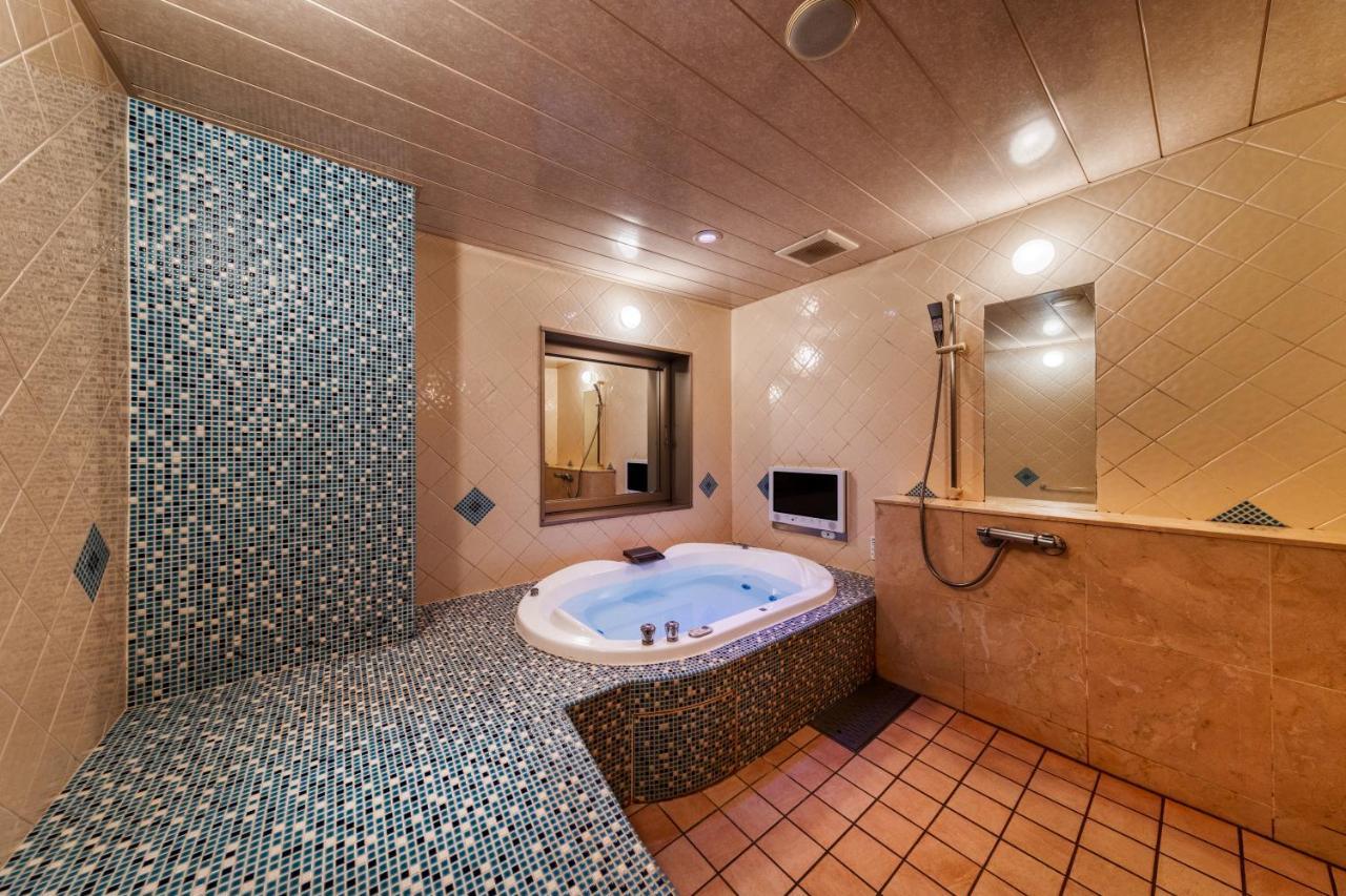 Hotel Lotus Chiba Yachiyo Eksteriør billede
